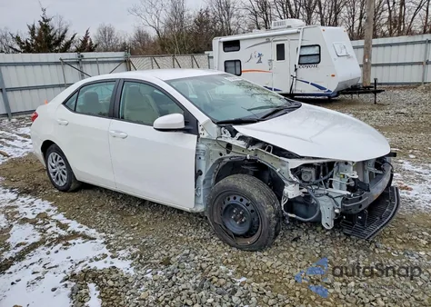 2017 Toyota Corolla L z USA, uszkodzony, nr VIN 2T1BURHE5HC795968
